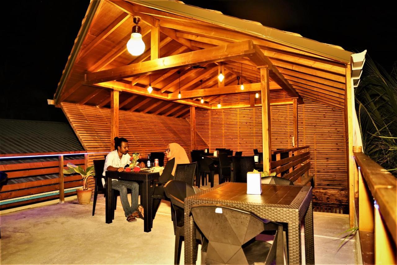 Dhigurah Beach Inn Eksteriør bilde